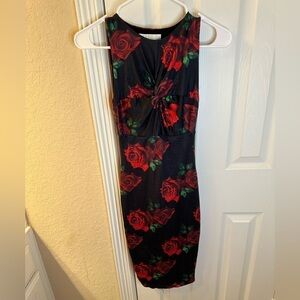 Black Dress With Red Roses for Sale up to 90% Off: Poshmark